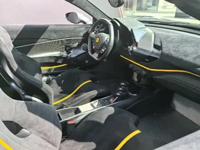 Ferrari 488 2019, 6000 км, за 1162766.03 USD