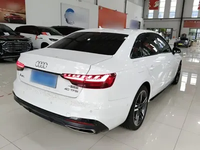 Audi A4L 2022, 95800 км, за 19893.67 USD