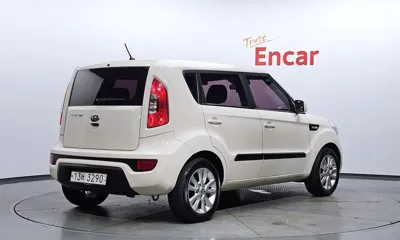 Kia Soul 2012, 105846 км, за 1964 USD