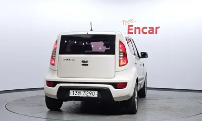 Kia Soul 2012, 105846 км, за 1964 USD