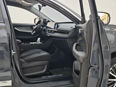 Chery Tiggo 8 Plus 2023, 50100 км, за 9929.2 USD - фото 24