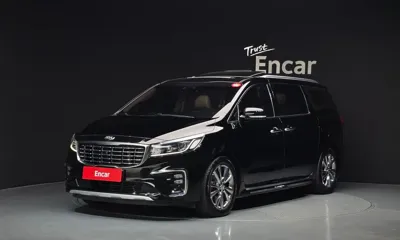 Kia Canival · 2019 год