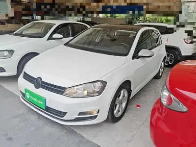 Volkswagen Golf 2017, 101700 км, за 6488.99 USD