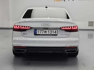 Audi A4 2023, 15364 км, за 21172.65 USD