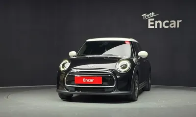 MINI Cooper 2023, 27766 км, за 16588.62 USD