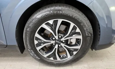 Kia Canival 2023, 28500 км, за 17773.37 USD