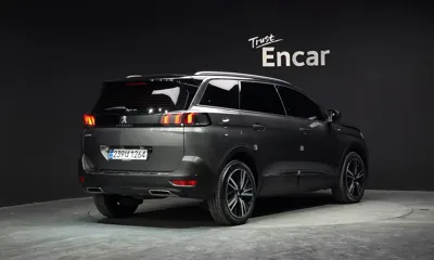 Peugeot 5008 2024, 30352 км, за 17226.8 USD