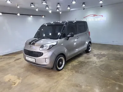 Kia Ray 2013, 130000 км, за 3705.39 USD