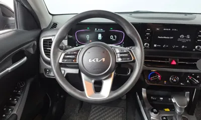 Kia Seltos 2023, 48862 км, за 18175.91 USD - фото 12