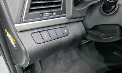 Hyundai Avante 2016, 44182 км, за 6408.99 USD - фото 16