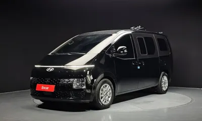 Hyundai Staria · 2025 год