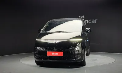 Hyundai Staria 2025, 10618 км, за 21824.12 USD