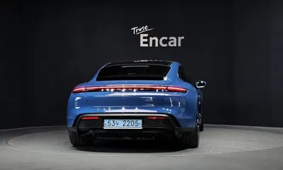 Porsche Taycan 2021, 125592 км, за 52816.01 USD
