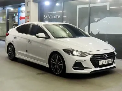 Hyundai Avante · 2018 год