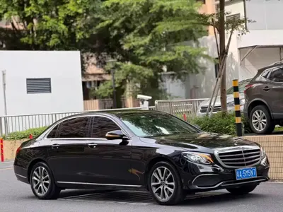 Mercedes-Benz E-Class 2020, 140000 км, за 21873.44 USD