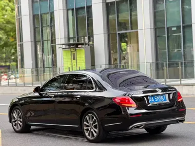 Mercedes-Benz E-Class 2020, 140000 км, за 21873.44 USD