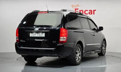 Kia Canival 2014, 82444 км, за 4288.07 USD