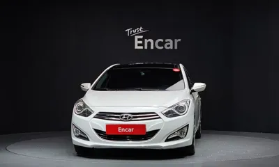 Hyundai i40 2012, 157080 км, за 3237.53 USD