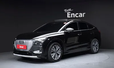 Audi Q4 e-tron · 2023 год