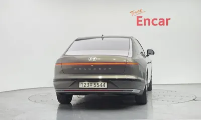 Hyundai Grandeur 2023, 123257 км, за 16279.38 USD