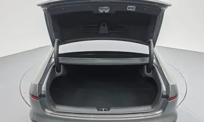 Hyundai Grandeur 2023, 123257 км, за 16279.38 USD - фото 20