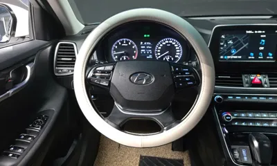 Hyundai Grandeur 2019, 83311 км, за 11435.76 USD - фото 13