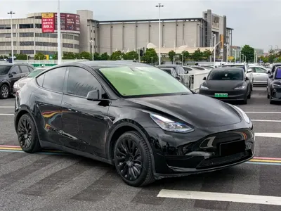 Tesla Model Y 2022, 82300 км, за 22104.36 USD