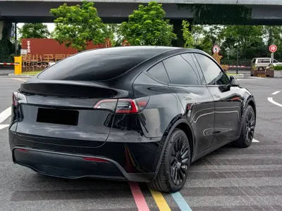 Tesla Model Y 2022, 82300 км, за 22104.36 USD - фото 8