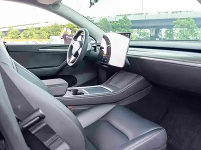 Tesla Model Y 2022, 82300 км, за 22104.36 USD - фото 13