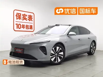 Nio ET7 · 2023 год