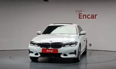 BMW 3-Series 2021, 23466 км, за 20152.11 USD