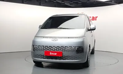 Hyundai Staria 2024, 61606 км, за 16410.66 USD