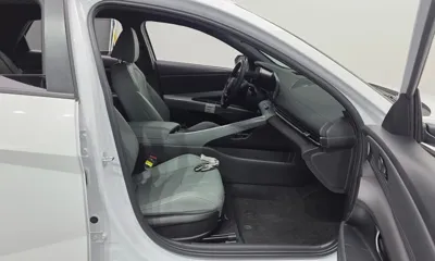 Hyundai Avante 2024, 3978 км, за 17263.85 USD - фото 26
