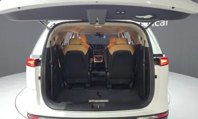 Kia Canival 2023, 81386 км, за 15747.67 USD - фото 20