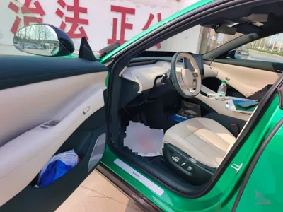 Xiaomi Auto YU7 2025, 2200 км, за 36041 USD - фото 17