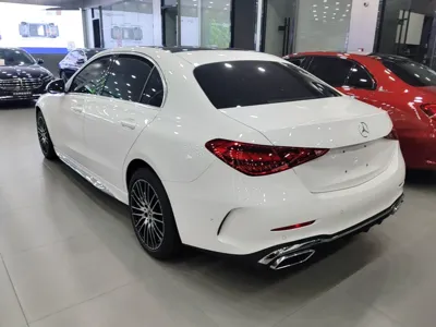 Mercedes-Benz C-Class 2025, 27700 км, за 35870 USD