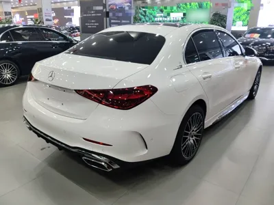 Mercedes-Benz C-Class 2025, 27700 км, за 35870 USD - фото 6