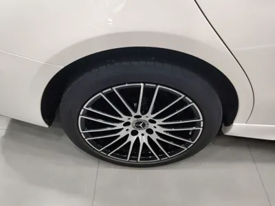 Mercedes-Benz C-Class 2025, 27700 км, за 35870 USD - фото 10