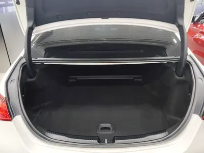 Mercedes-Benz C-Class 2025, 27700 км, за 35870 USD - фото 22