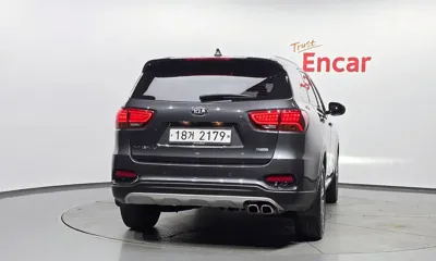 Kia Sorento 2018, 118425 км, за 10223.35 USD
