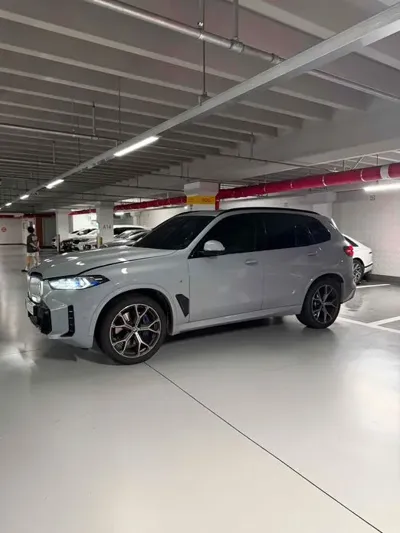 BMW X5 2024, 48500 км, за 61756.46 USD
