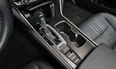 Honda Accord 2021, 37512 км, за 15165.55 USD - фото 9