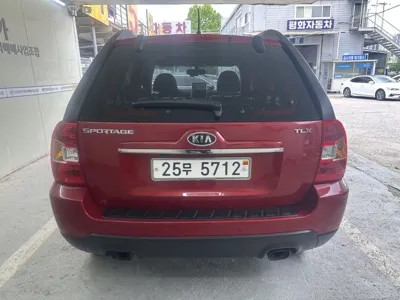 Kia Sportage 2010, 81368 км, за 2276.87 USD