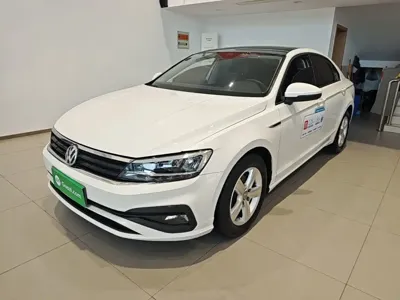 Volkswagen Lamando 2020, 69700 км, за 8531.13 USD