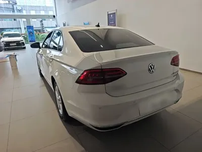 Volkswagen Lamando 2020, 69700 км, за 8531.13 USD