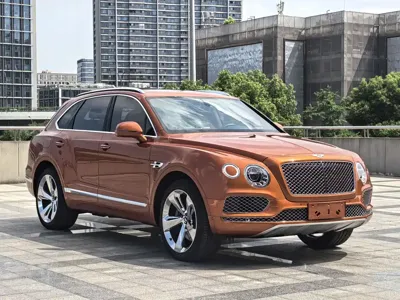 Bentley Bentayga 2020, 69000 км, за 155236.67 USD