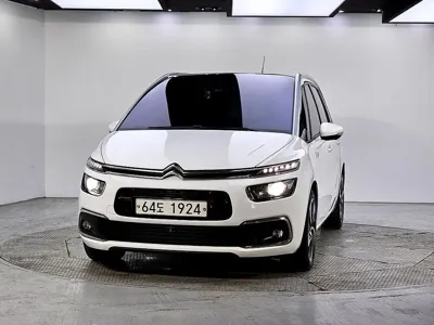 Citroen-DS C4 SpaceTourer 2019, 116214 км, за 7700.78 USD