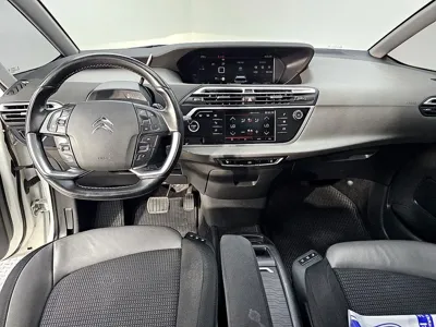 Citroen-DS C4 SpaceTourer 2019, 116214 км, за 7700.78 USD