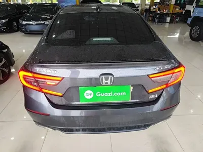 Honda Accord 2023, 14300 км, за 17347.96 USD - фото 6