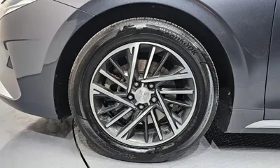 Hyundai Grandeur 2021, 133420 км, за 11694.75 USD